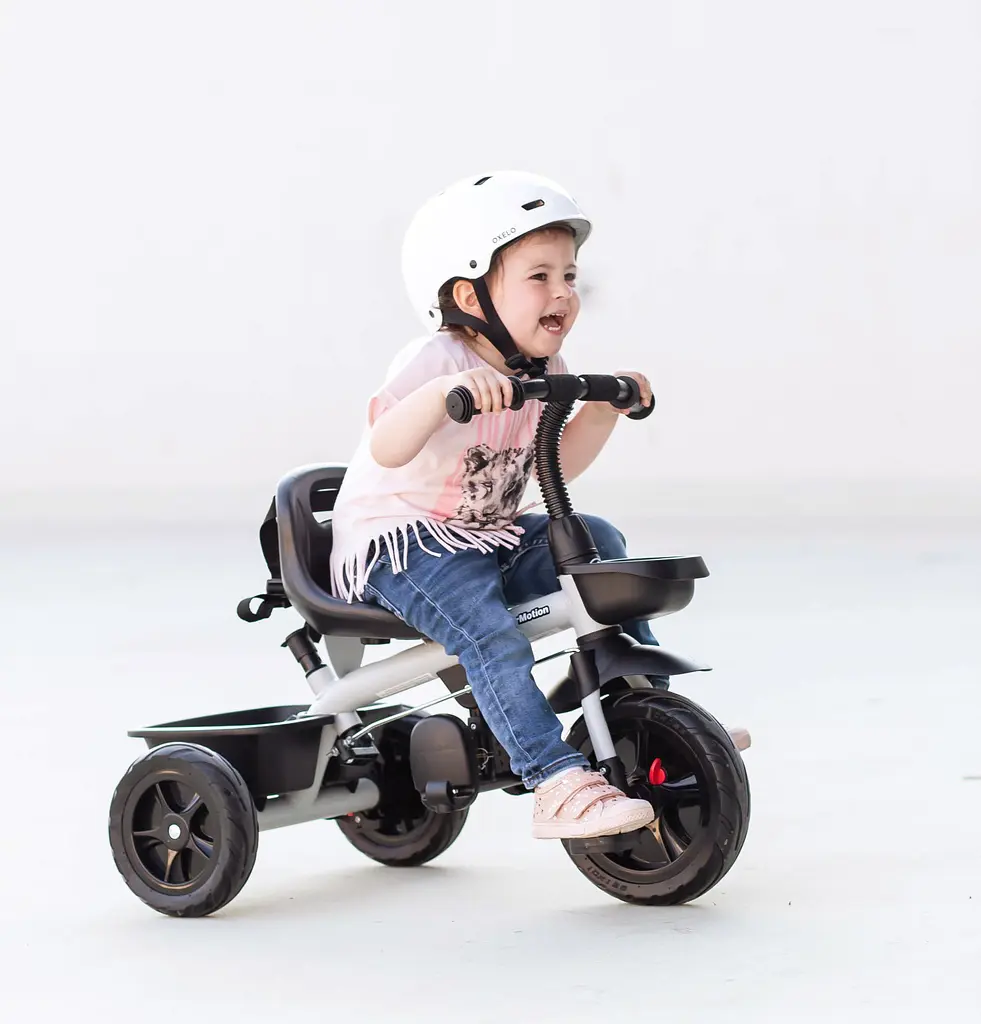 Дитячий триколісний велосипед HyperMotion Tobi Vector з батьківською ручкою 10" 8" light grey (TOBI VECTOR HYP SZAR) - фото 10