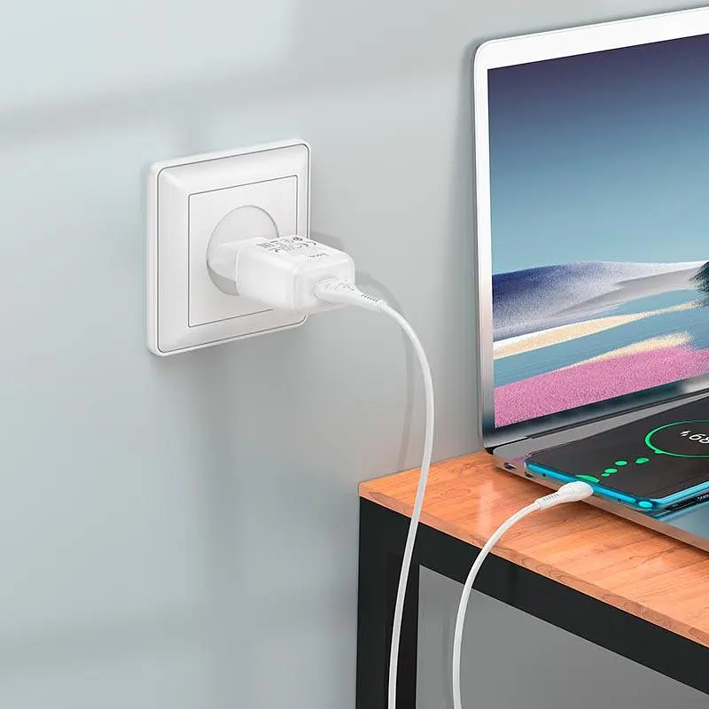 Адаптер живлення мережевий HOCO C96A 1*USB-A 2.1 A білий набір із кабелем Type-C - фото 3