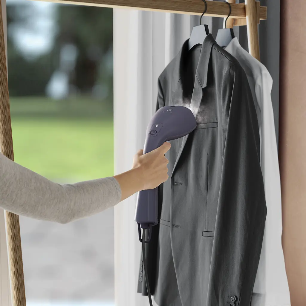 Відпарювач Electrolux Refine 700 E7HS1-4MN синій - фото 5