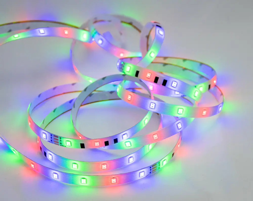 Светодиодная лента RGB 3528, 4.5 м, белая, с пультом и блоком питания - фото 3