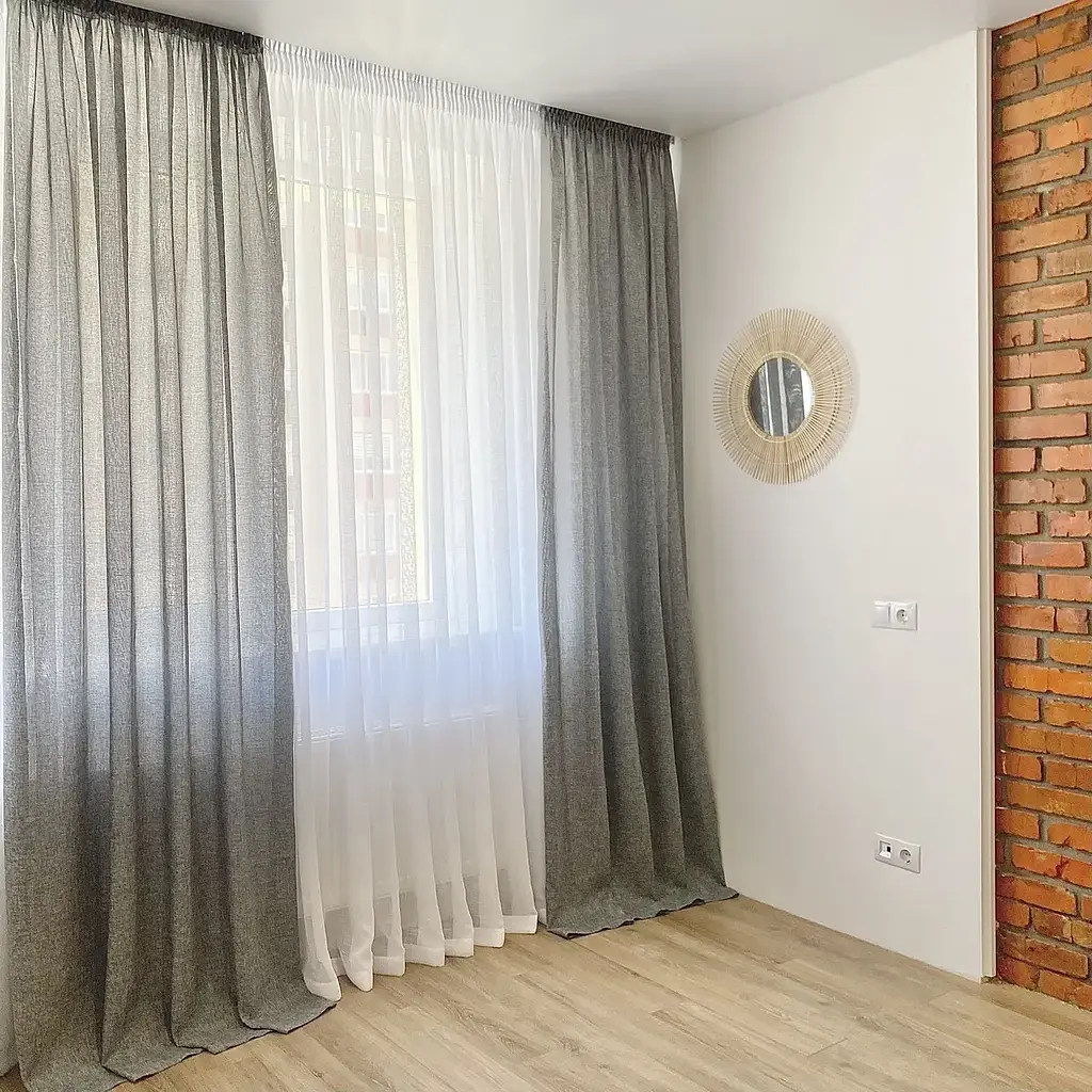 Легкі лляні штори світло-сірого кольору 2шт. 150х270 з білим шифоновим тюлем 400х270, на тасьмі ALBO pbe0052631 - фото 2
