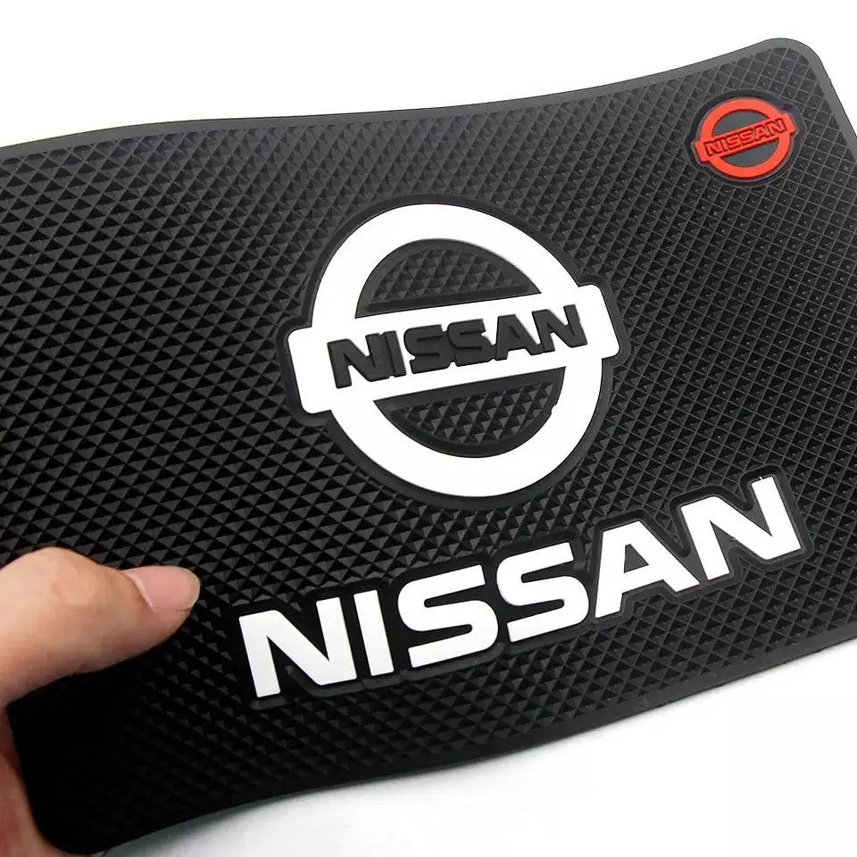 Антиковзний килимок торпеди з логотипом Nissan - фото 2