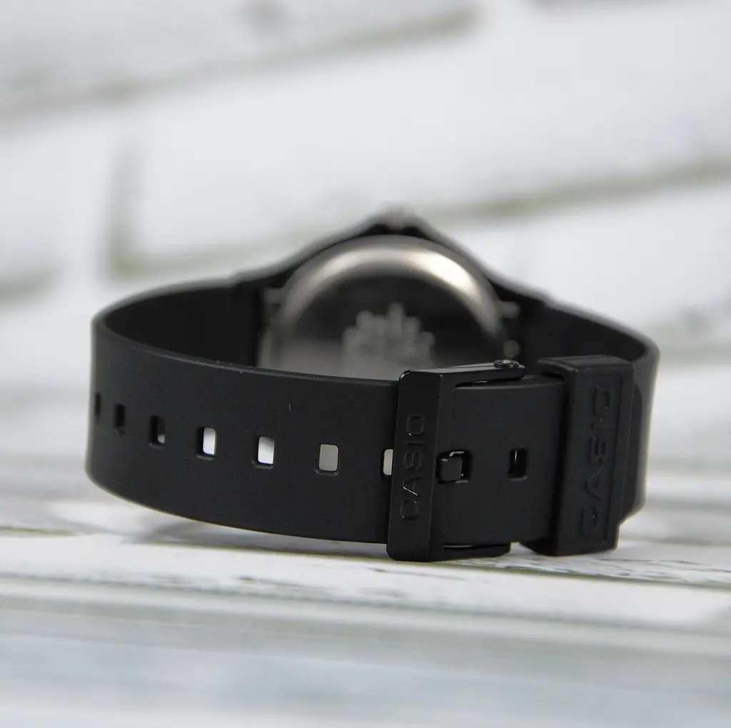 Годинник Casio MQ-24-7B2UL - фото 3