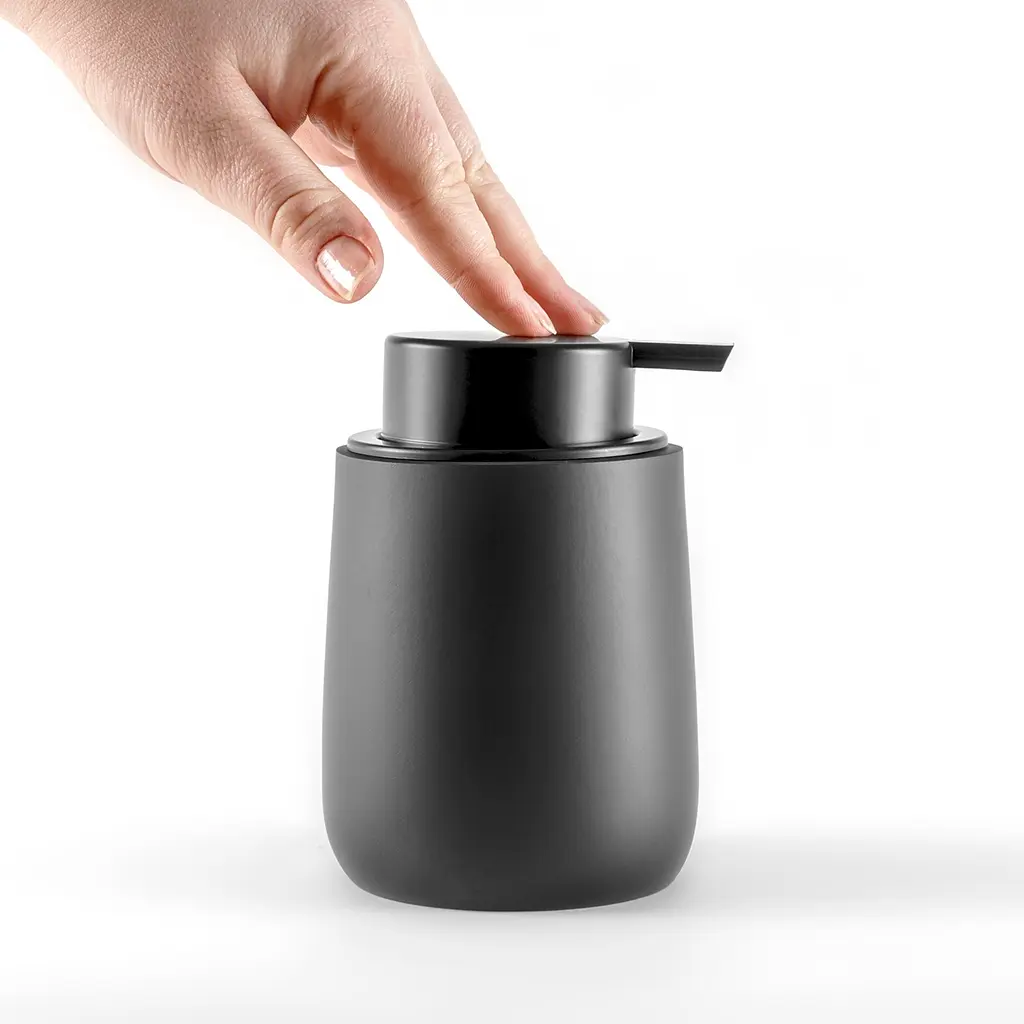 Набір аксесуарів для ванної кімнати МВМ My Home MVM-17 чорний (MVM-MH-17 BLACK) - фото 5