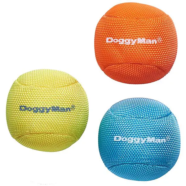 М'яч DoggyMan Soft Ball S для собак, Ø6 см, з наповнювачем EVA, тримається на воді в асортименті