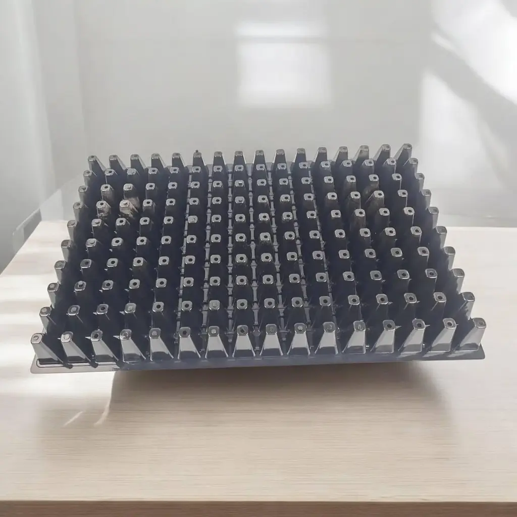 Касета для розсади 60×40×5 см, пластикова, 160 V-осередків (40 см³), без піддону - фото 2