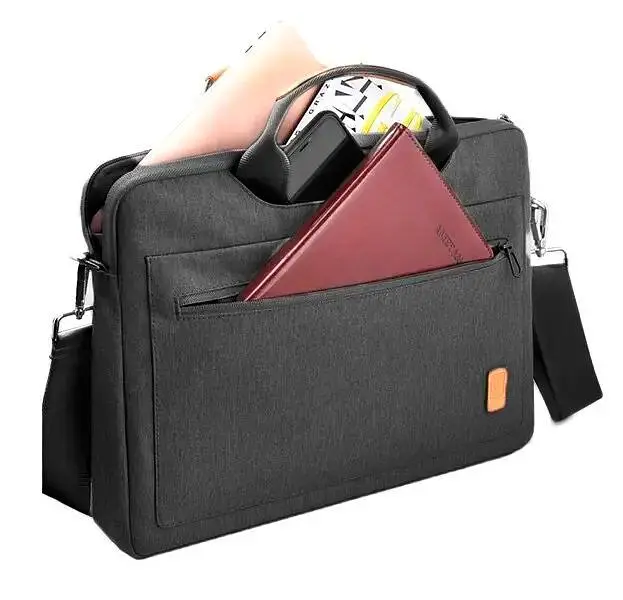 Сумка для ноутбука WiWU Pioneer Shoulder Handbag for MacBook 13.3/14` (Black) [81042] - фото 3