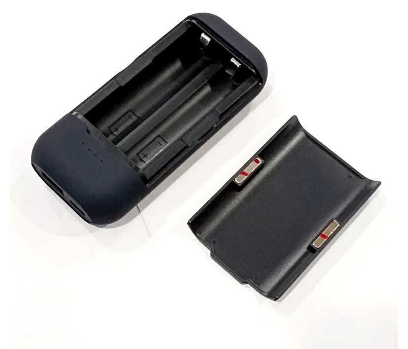 Зарядний пристрій з функцією PowerBank для акумуляторів 18650 Rablex RB-400 Чорний (30151404) - фото 2