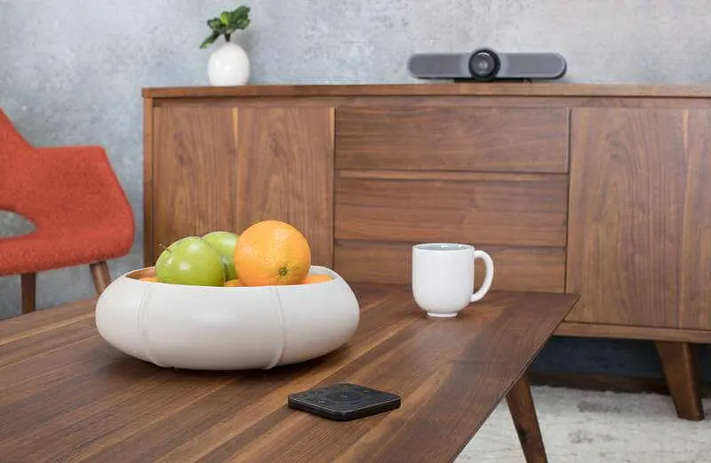 Веб-камера Logitech ConferenceCam MeetUp (960-001102) - фото 26