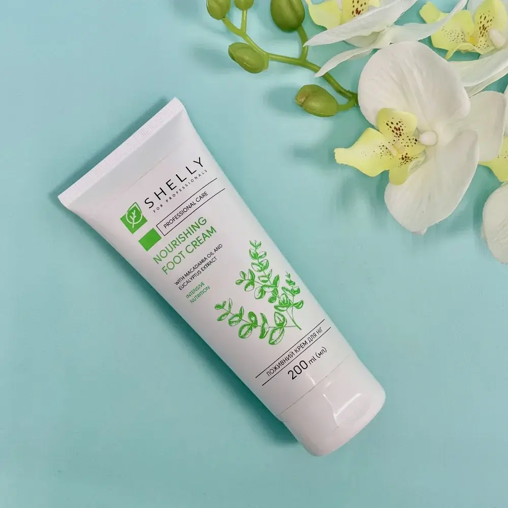 Поживний крем для ніг з олією макадамії та екстрактом евкаліпту Shelly 200 мл - фото 3