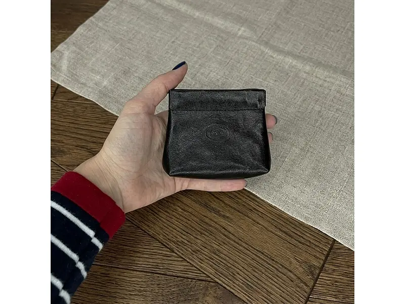 Жіноча монетниця із натуральної шкіри Italico 1615 nero Чорна 10x9 см TONY PEROTTI acs0032552 - фото 6