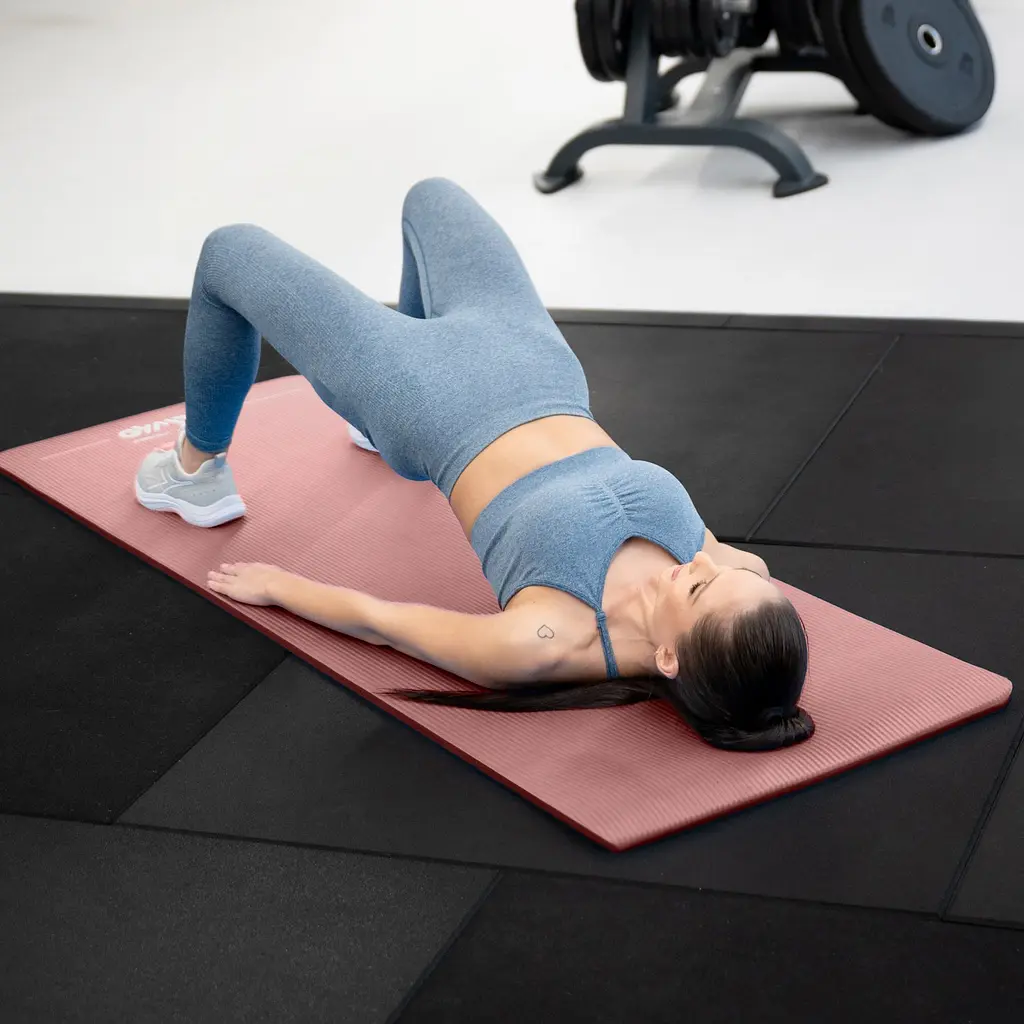 Килимок (мат) для фітнесу Queenfit NBR 1,5см рожевий - фото 4