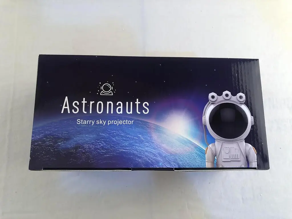 Проектор звездного неба астронавт SZPACMATE Astronaut Galaxy Star Projector Starry Night Light - фото 5