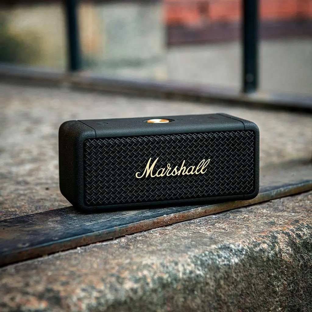 Портативна акустика Marshall Emberton III Black and Brass бездротова (1006709) - фото 2