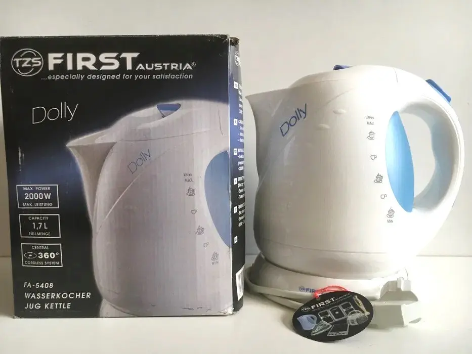 Електрочайник First FA-5408 White/Blue - фото 2
