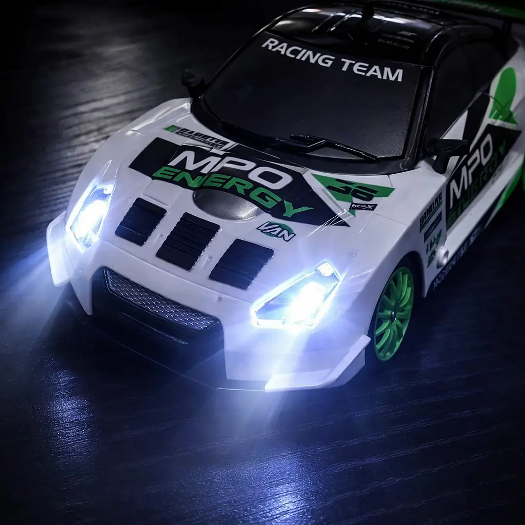 Радіокерована іграшкова машинка Nissan GT-R для дрифту з повним приводом 4WD - фото 5