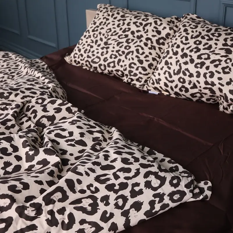 Наволочка MirSon Сатин Leopard Chic 50х70 см шоколадна (2200011122175) - фото 3