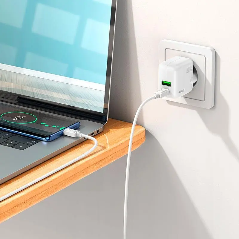 Адаптер сетевой HOCO Type-C to Type-C Cable Lucky dual-port charger set C111A 1USB/1Type-C, 30W/3A, PD/QC - фото 3