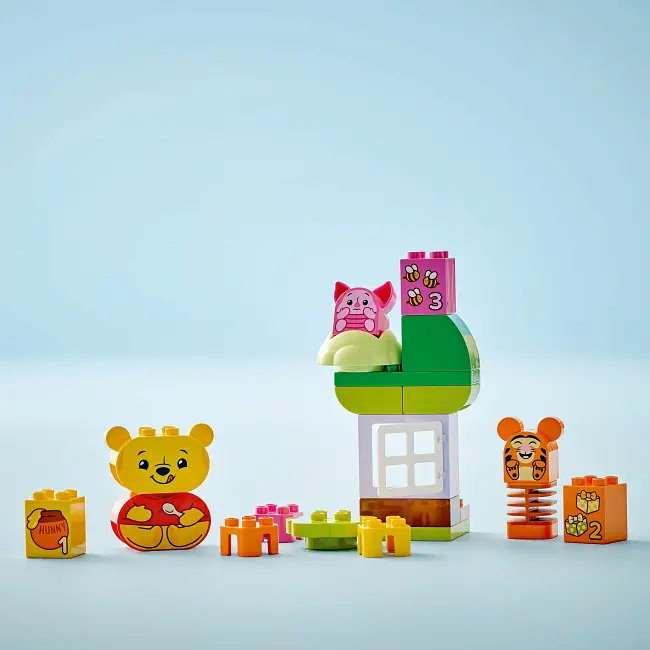 Конструктор LEGO DUPLO Disney День рождения Винни Пуха 22 детали (10457) - фото 4
