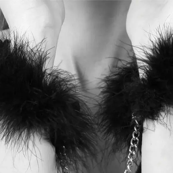 Пухнасті наручники Bijoux Indiscrets Za za zu - feahter handcuffs, пір'яні, подарункова упаковка - фото 2