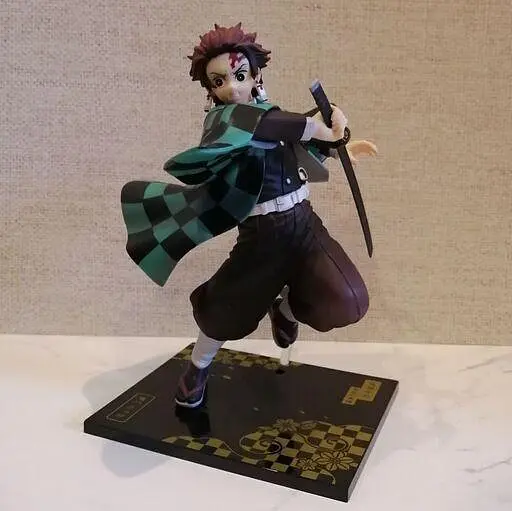 Фігурка Bandai Танджиро Комада Клинок розсікаючий демонів Tanjiro Demon Slayer 18,0 см DS TK 143 - фото 4