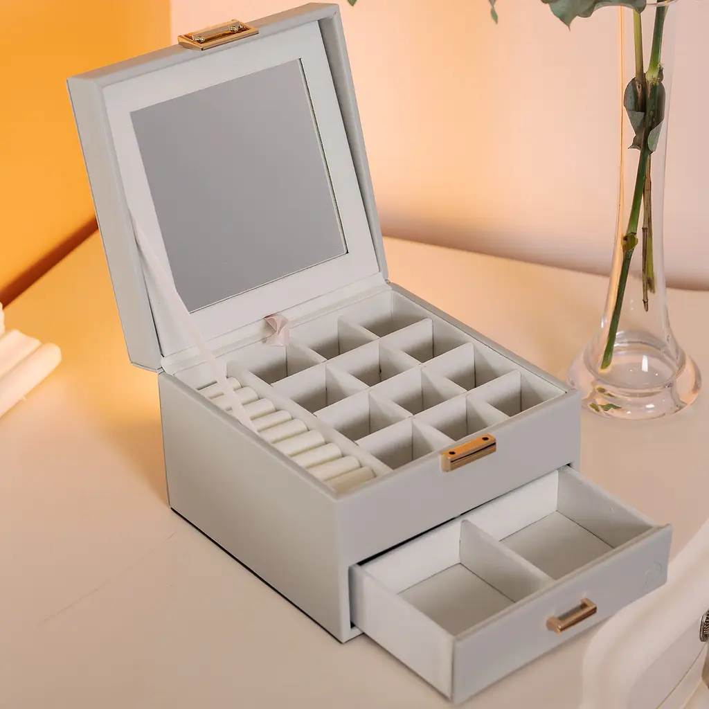 Органайзер для прикрас Yiwu з накидним замком 16x16x12 см сірий HP-5-2G - фото 9