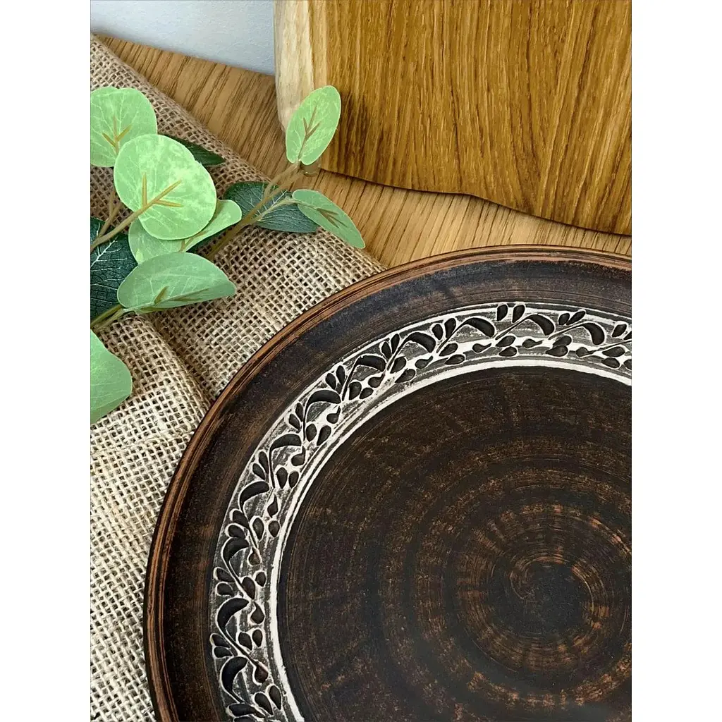 Блюдо для піци 30 см керамічне (глиняне) різьблене Ангоб - фото 6