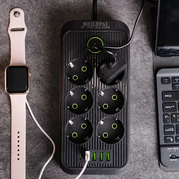 Мережевий фільтр-подовжувач SMART 6 розеток 5 USB 3 метри, чорний
 - фото 4