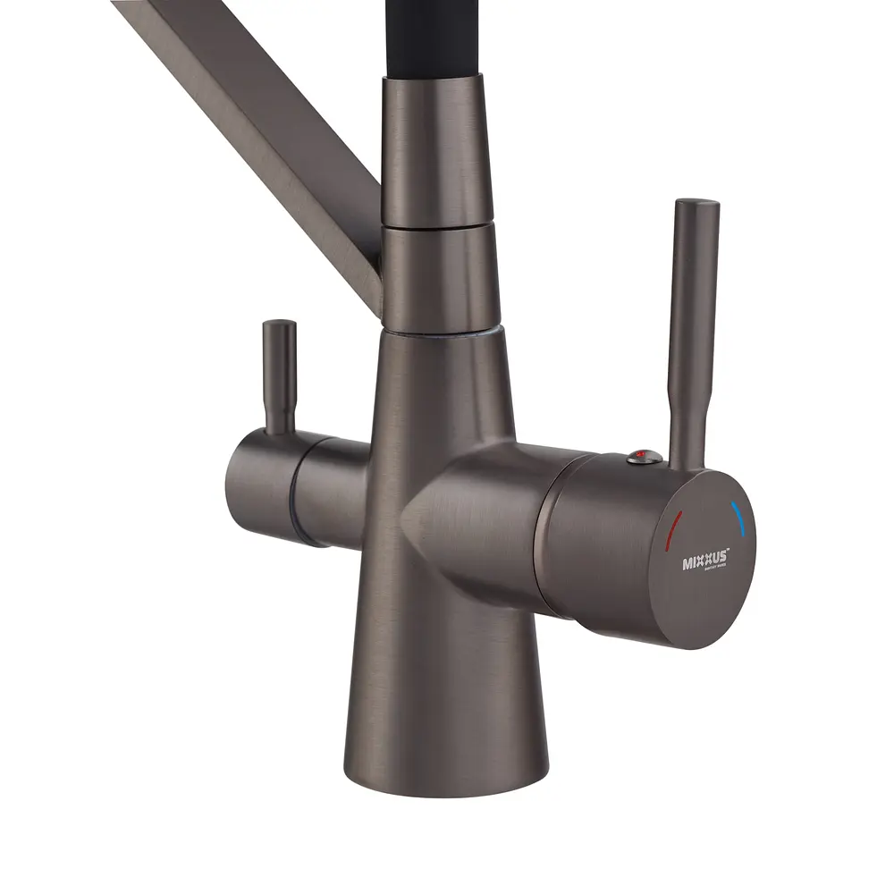 Смеситель для кухни Mixxus Premium Magnet 021 с силиконовым изливом graphite MI6975 Графит - фото 2