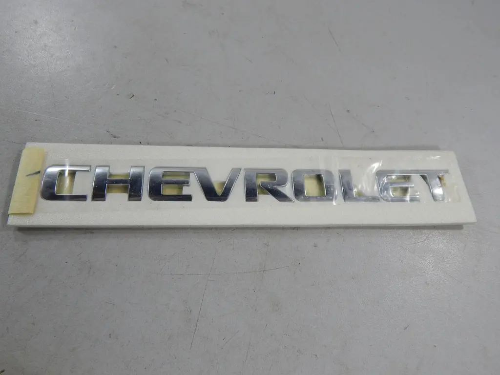 Емблема напис Chevrolet Хром 195х18 мм Пластик на скотчі (Завод) - фото 3