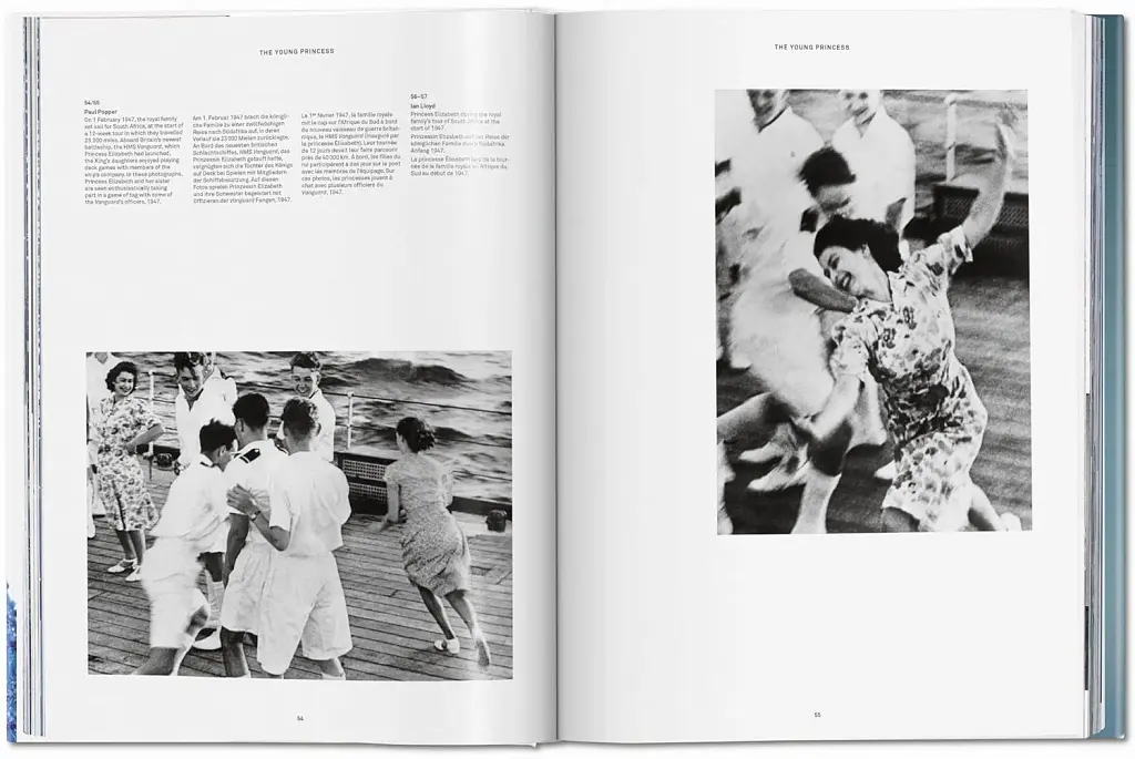 Her Majesty. A Photographic History 1926-2022 - фото 3