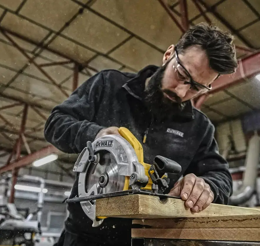 Пила дискова мережева DeWalt DWE560 - фото 2