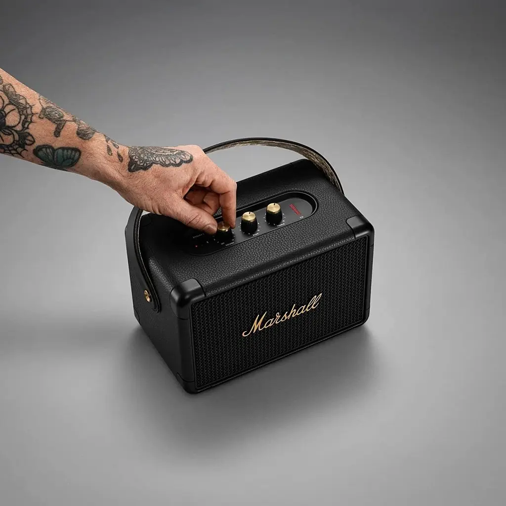 Портативна акустика Marshall Kilburn II Black and Brass (1005923) [80554] - фото 11