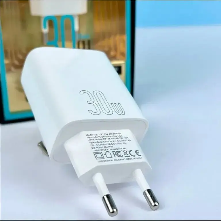 Зарядний пристрій Celebrat C-S1 PD30W + QC18W + Type-C Cable White - фото 2
