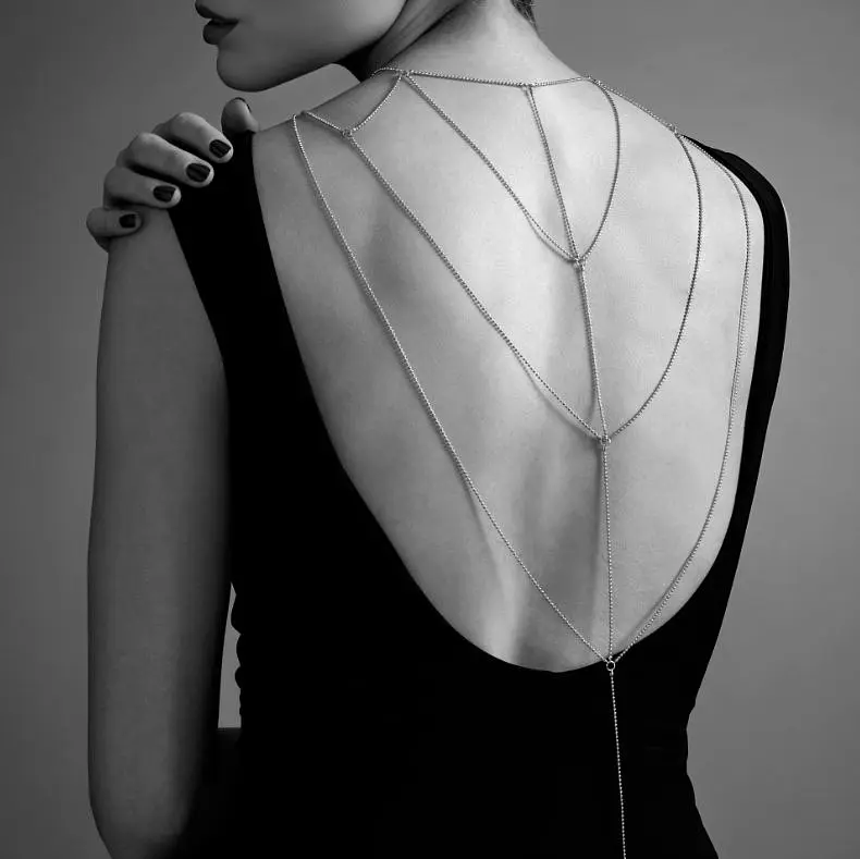 Ланцюжок для спини Bijoux Indiscrets Magnifique Back and Cleavage Chain (золотистий) - фото 3