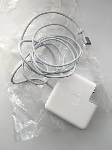 Зарядное устройство Apple 85W MagSafe 2 блок питания Macbook - фото 4