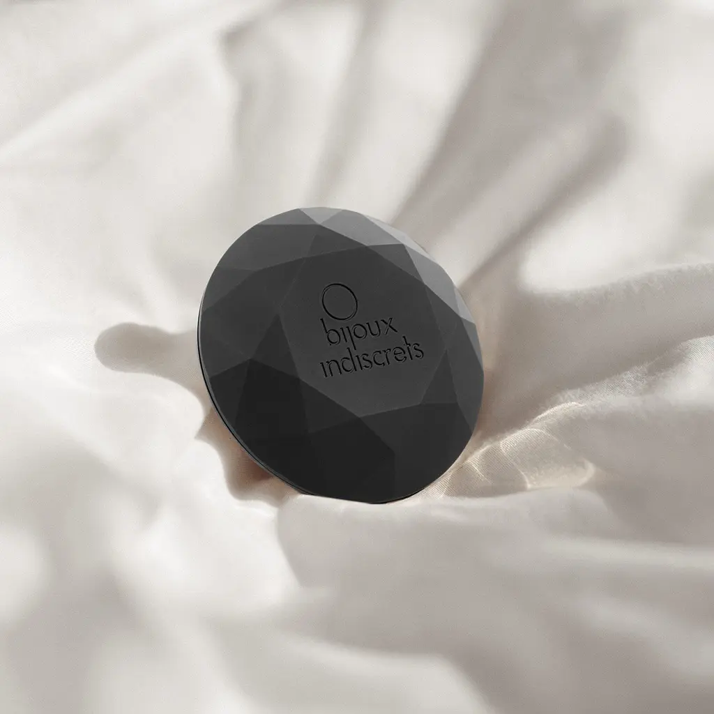 Вібромасажер діамант Bijoux Indiscrets - Twenty One Black, стильний аксесуар для дамської сумочки - фото 6