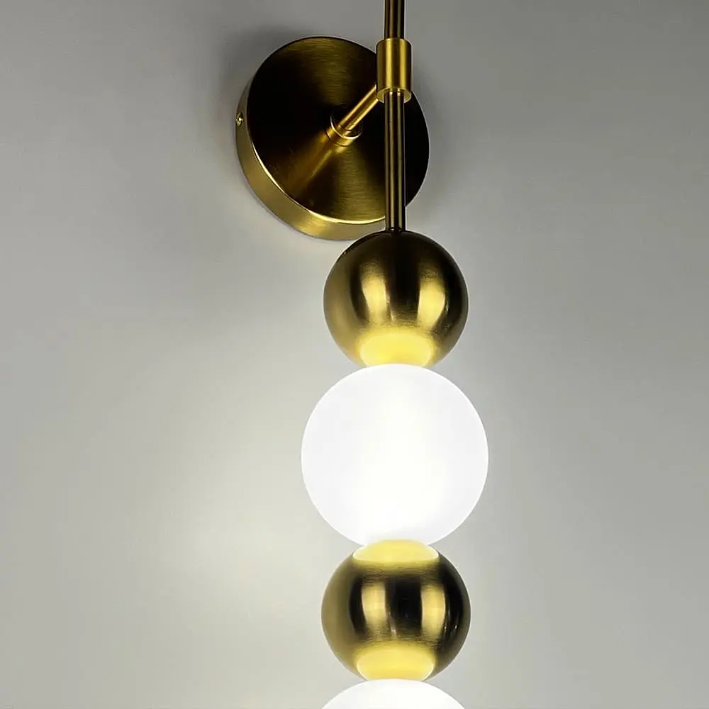 Стильне світлодіодне бра у латунному корпусі 75х12 см Line F Арт. WNO22/3 AB - фото 7