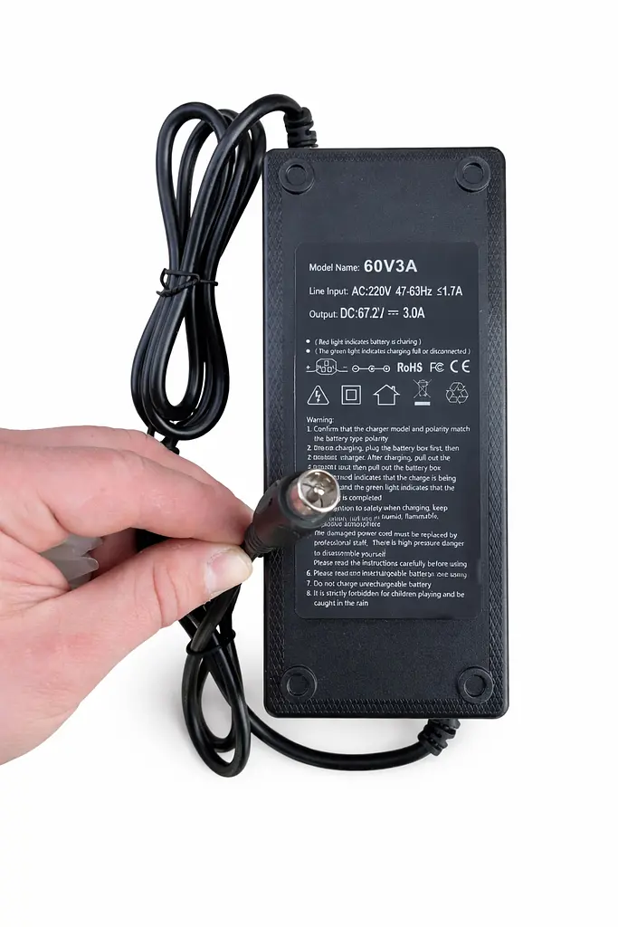 Зарядное устройство для электровелосипеда Minako Go fan 60V 3.0A - фото 3