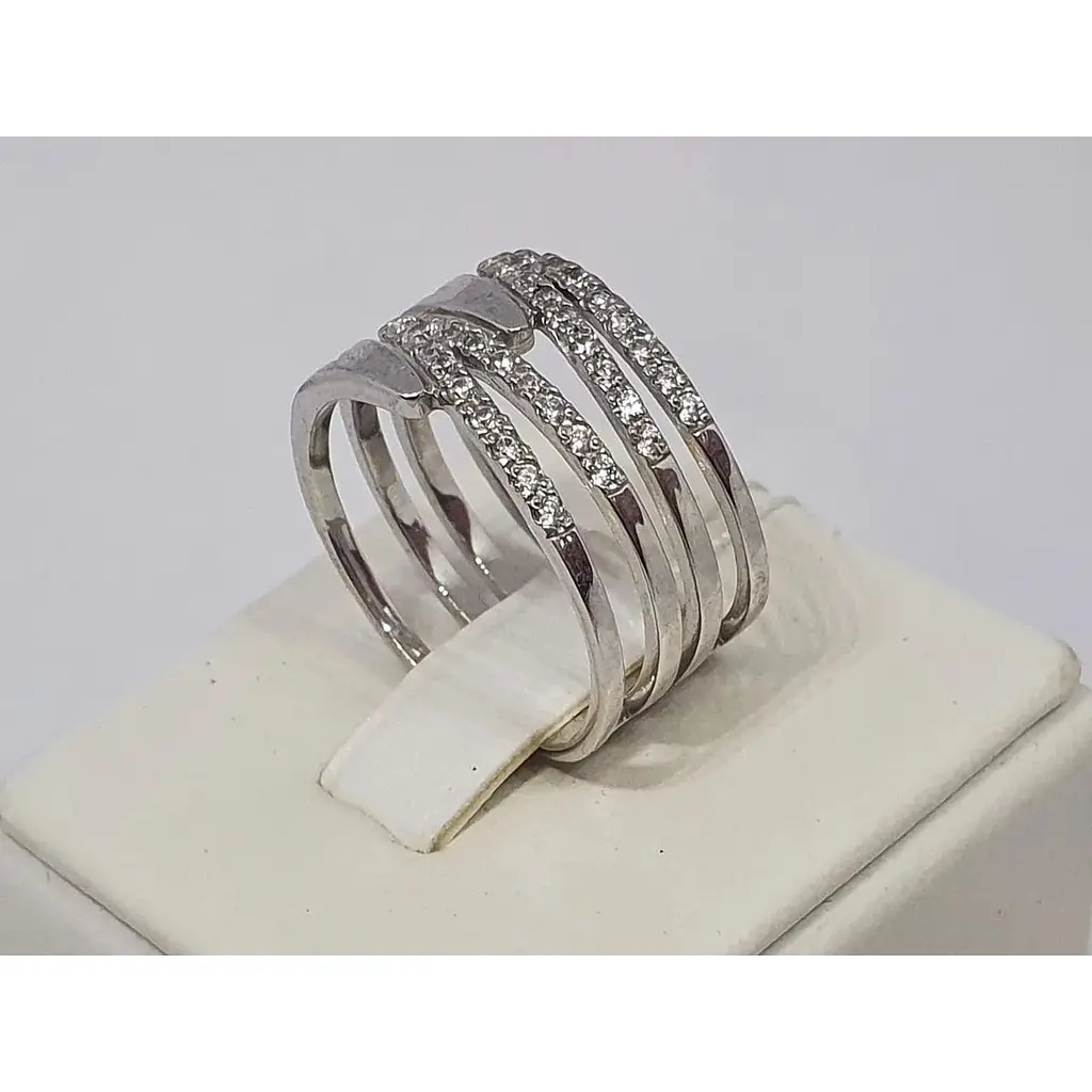 Серебряное кольцо Харьковская ювелирная фабрика с фианитами. 13753-Р 18 - фото 3