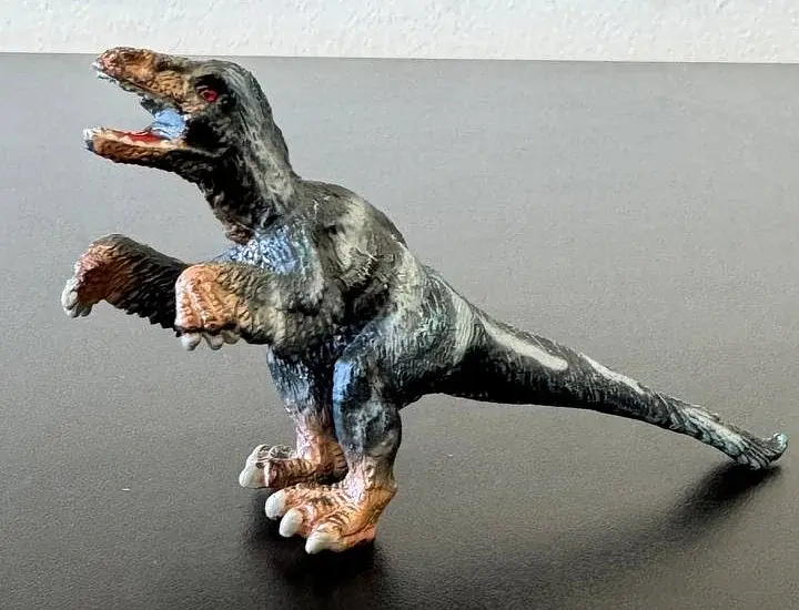Фігурка Монолофозавр з синіми смужками, Dino Toys, полімерна - фото 5
