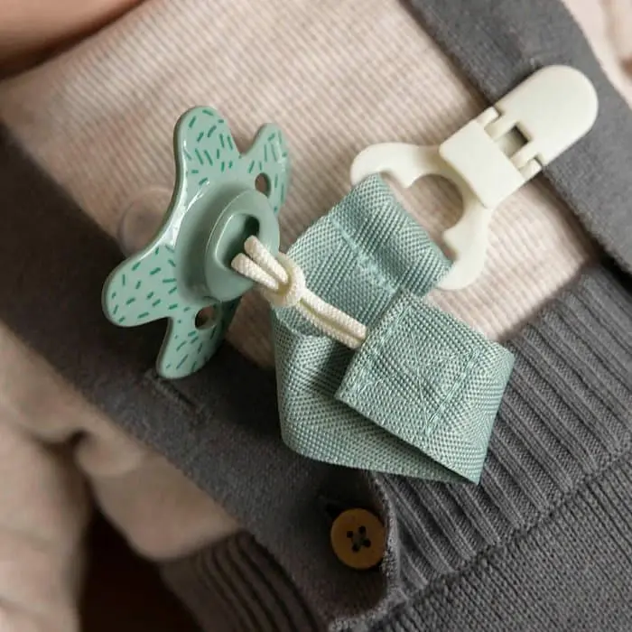 Клипса для пустышки Difrax Uni Blossom (UN1050 Blossom) - фото 5