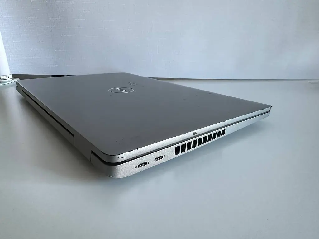 Ноутбук Dell Latitude 5520 15.6" (i5-1135G7/16GB/SSD 256GB/1920x1080 IPS)   - фото 11