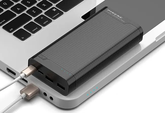 Внешний аккумулятор Power Bank Pineng PN-932 20000mAh Черный - фото 2