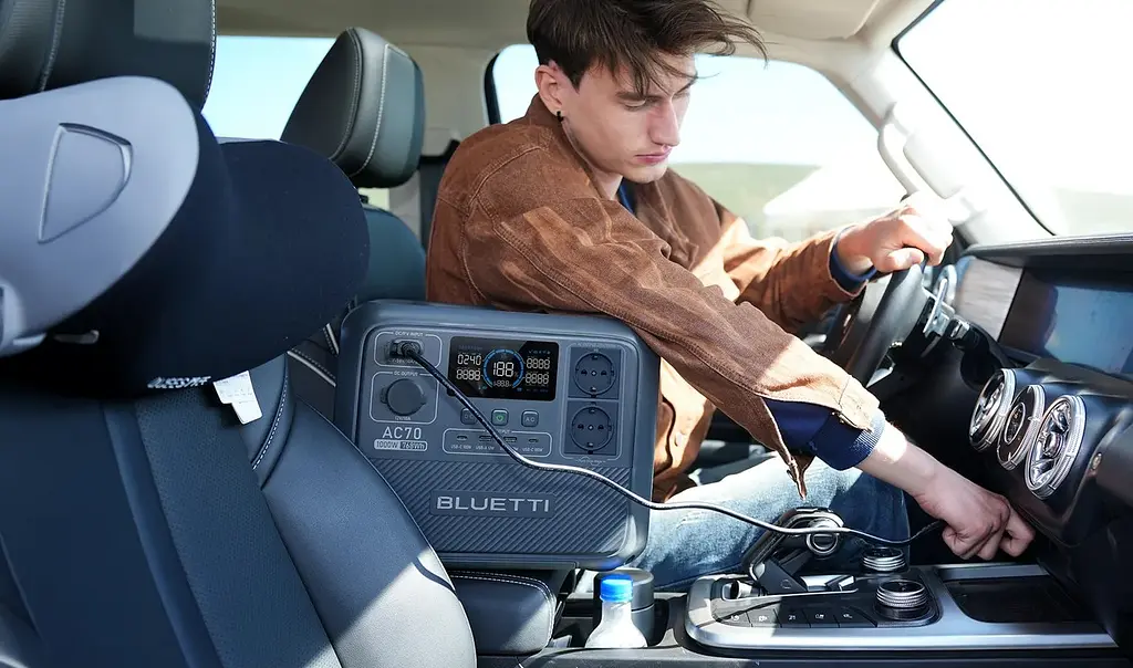 Зарядная станция BLUETTI AC70 - фото 3