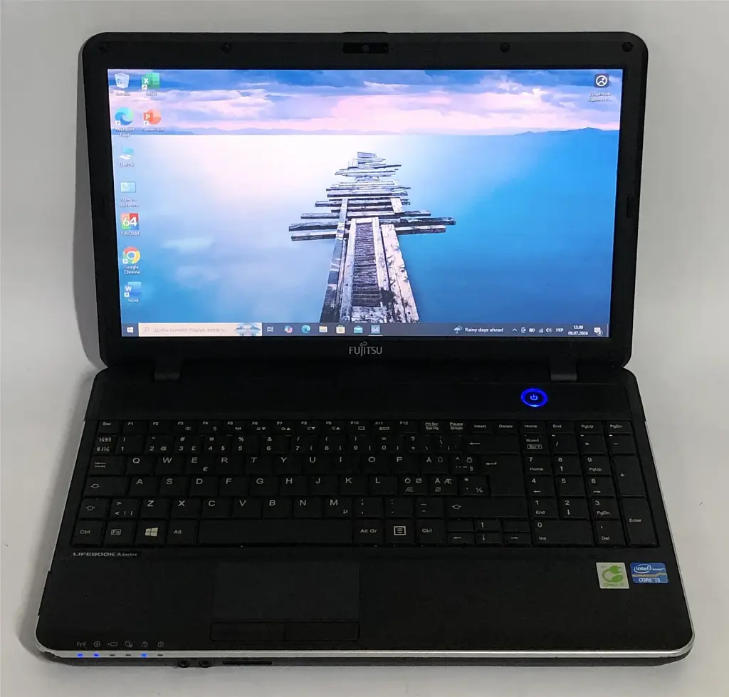 Ноутбук Fujitsu Lifebook A512 / 15.6" (1366х768) / i3-3110M / 8GB / 320GB HDD / Win10Pro - Б/в - фото 3
