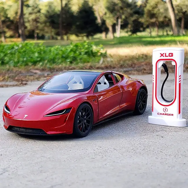 Колекційна металева модель автомобіля АвтоЕксперт Tesla Roadster із зарядною станцією, інерцією, світлом та звуком 1:24 - фото 5