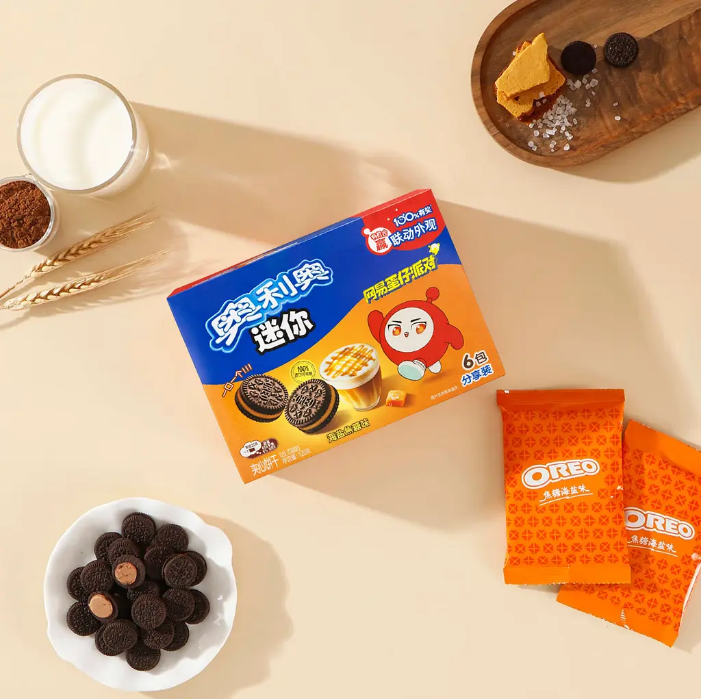 Печиво Oreo Mini Sea Salt Caramel Sandwich Biscuits Eggy Party 120г - фото 2