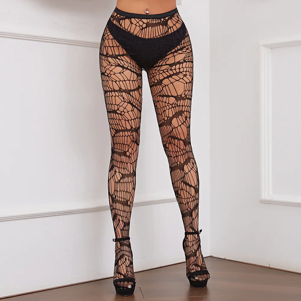 Колготки в сітку з павутиною та кажанами one size чорні - фото 5