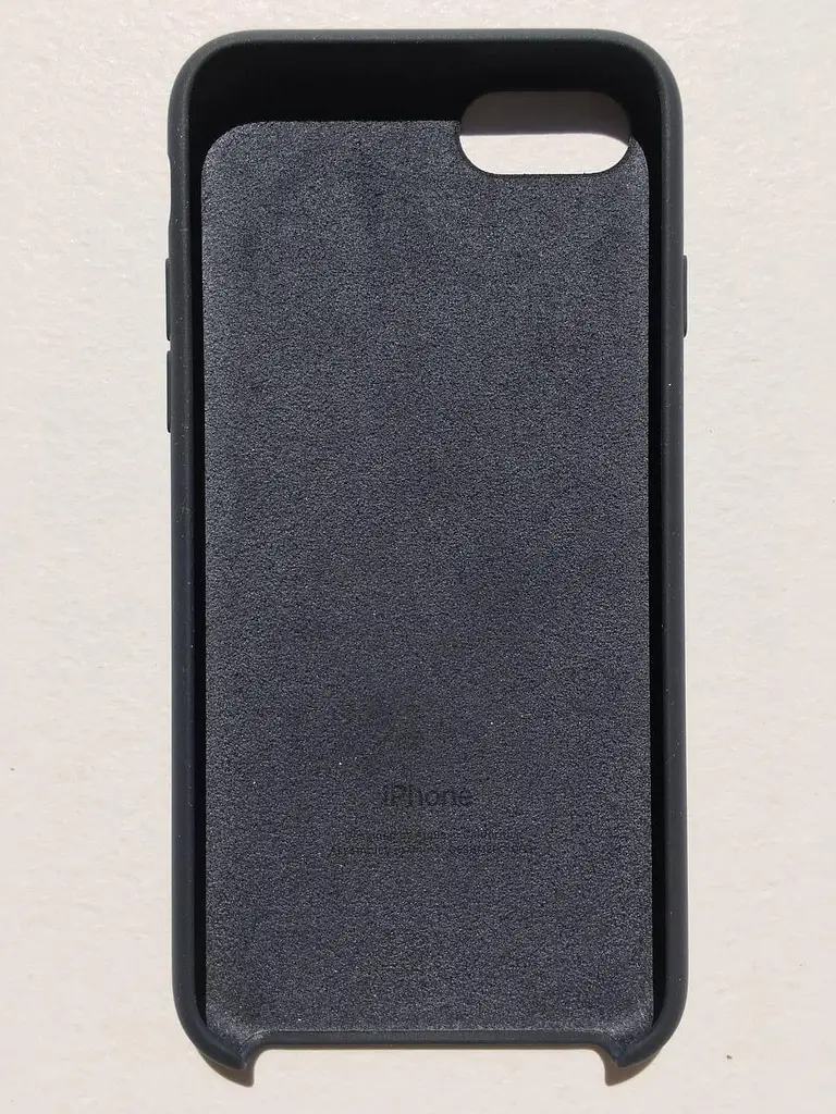 Оригінальний чохол Apple Silicone Case для iPhone SE 2 iPhone 7 \| SE 2022 iPhone 8 Midnight MXYH2ZM/A - фото 9